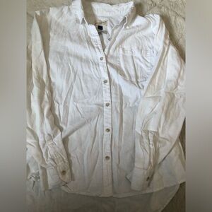 Universal Thread White button up